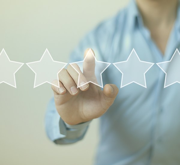 A customer awarding five stars